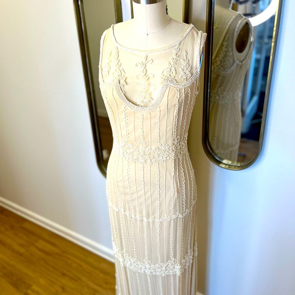 Vintage wedding dress, not used - Picture 1 of 2